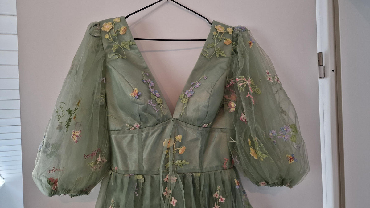 Willa Sage Midi Dress — view 5